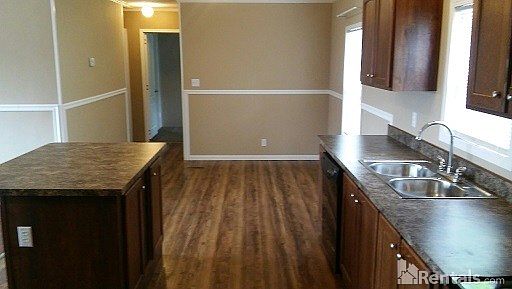 4th image of 2902 Southfork Dr