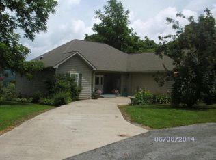 193 Antler Dr, Cumberland Gap, TN 37724