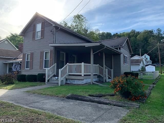 1st image of 216 McConnell St