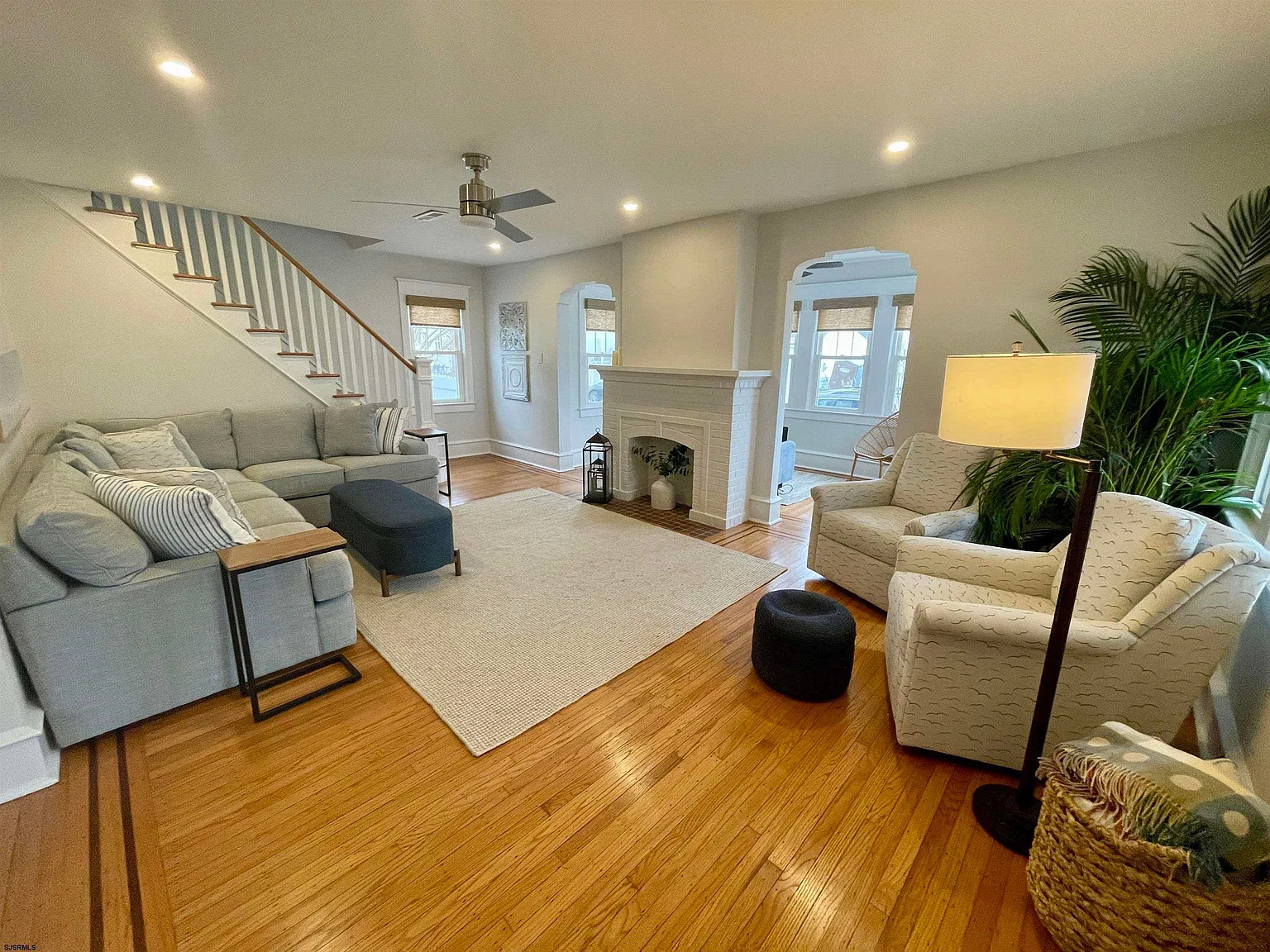 5 bed, 2.5 bath, $2,100 — Photo 4