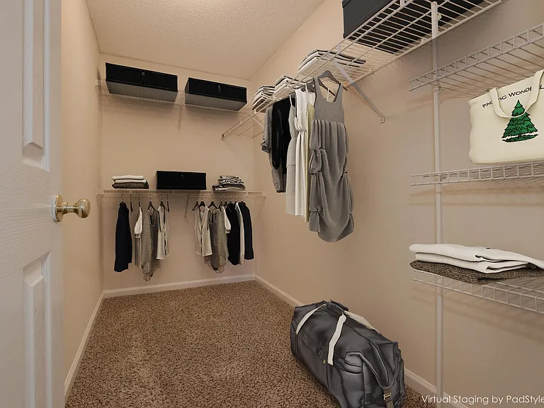 Forest Oaks Apartment Homes — Photo 16