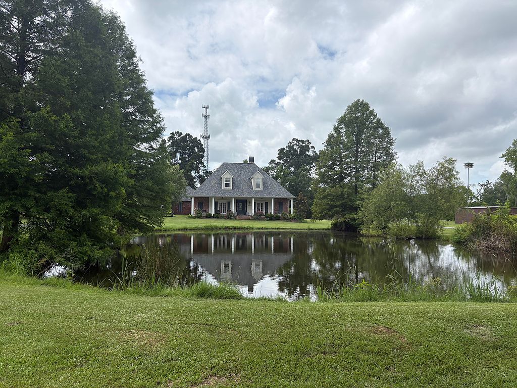 38425 Babin Rd - Property Image