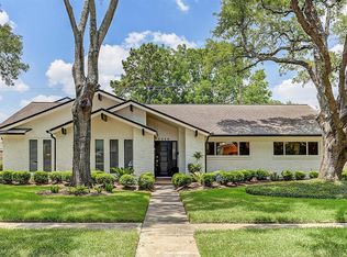 5246 Birdwood Rd, Houston, TX 77096