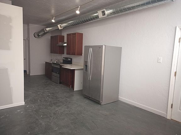 2nd image of 3922 N Ashland Ave Suite 1F