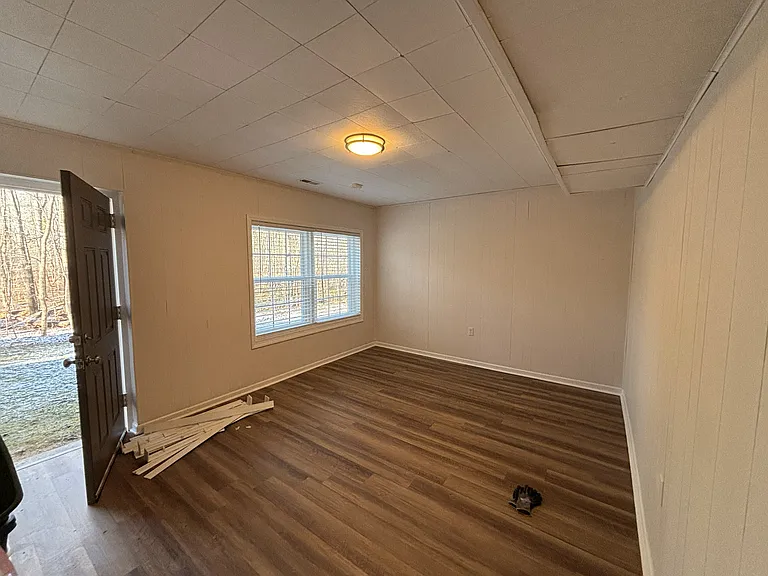 6229 Guess Rd — Photo 38