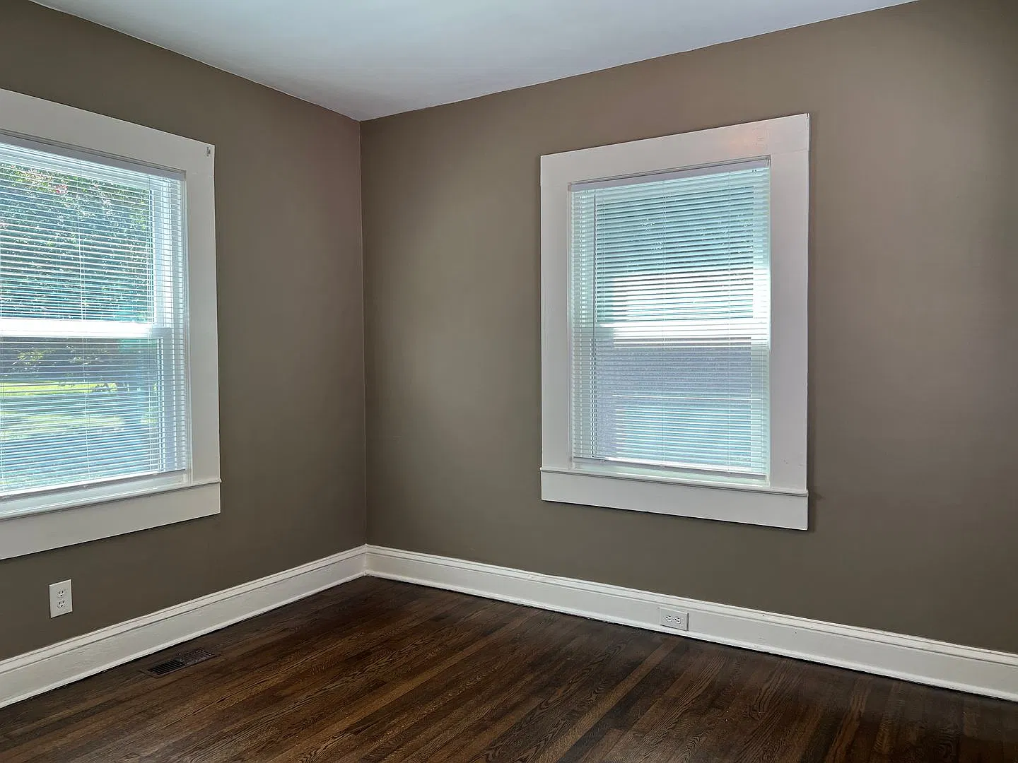 Freshly Updated 2/1 Duplex in Spartanburg — Photo 4
