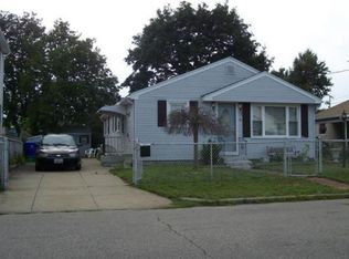 28 Monroe St, Pawtucket, RI 02861