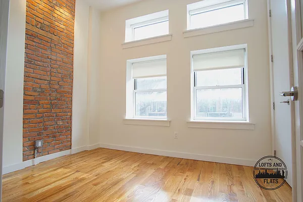 Rented by Lofts and Flats LLC | media 9