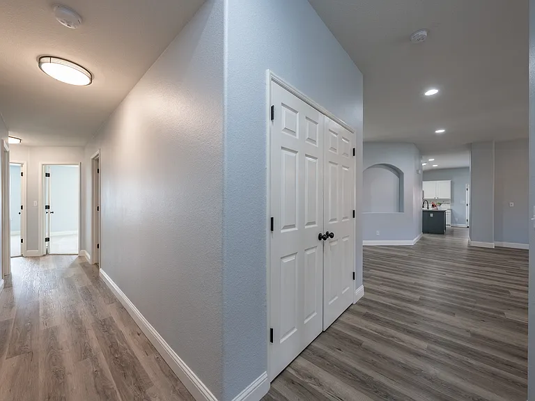 1114 W Pepper Dr — Photo 24