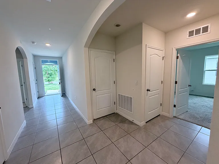 2844 Sunridge Loop — Photo 8