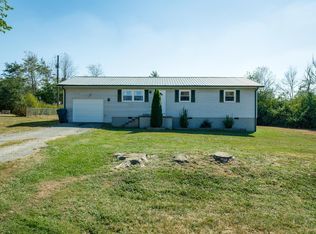 181 Guinevere Ln, Crossville, TN 38555