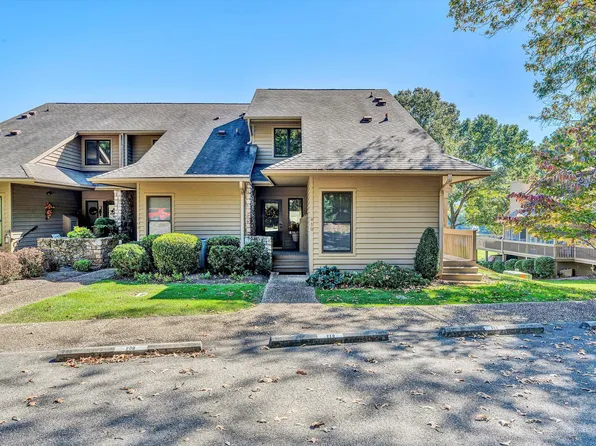 210 Monoacan Trl, Huddleston, VA 24104