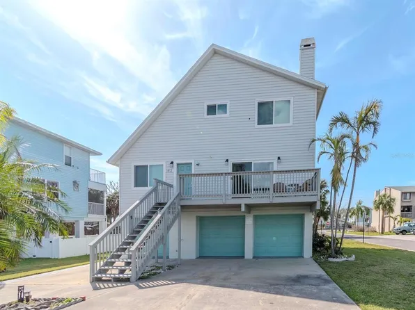 1812 1st St, Indian Rocks Beach, FL 33785