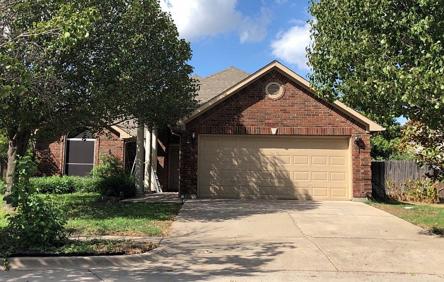 1st image of 4401 Westcliffe Dr