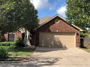 4401 Westcliffe Dr, Mansfield, TX 76063