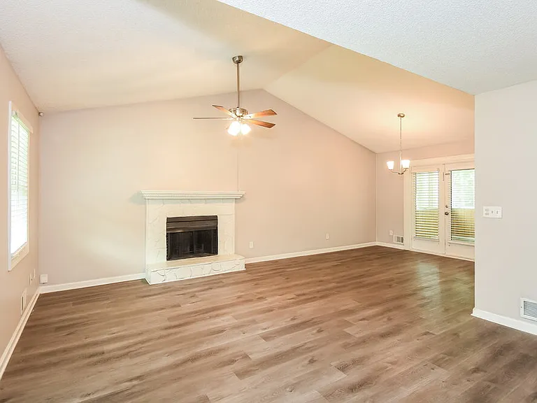 1053 Coker Cir NW — Photo 5