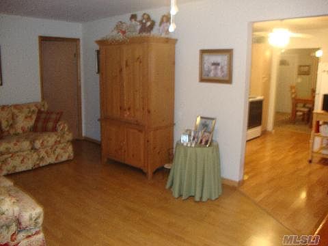 5th image of 103 Noel Dr
