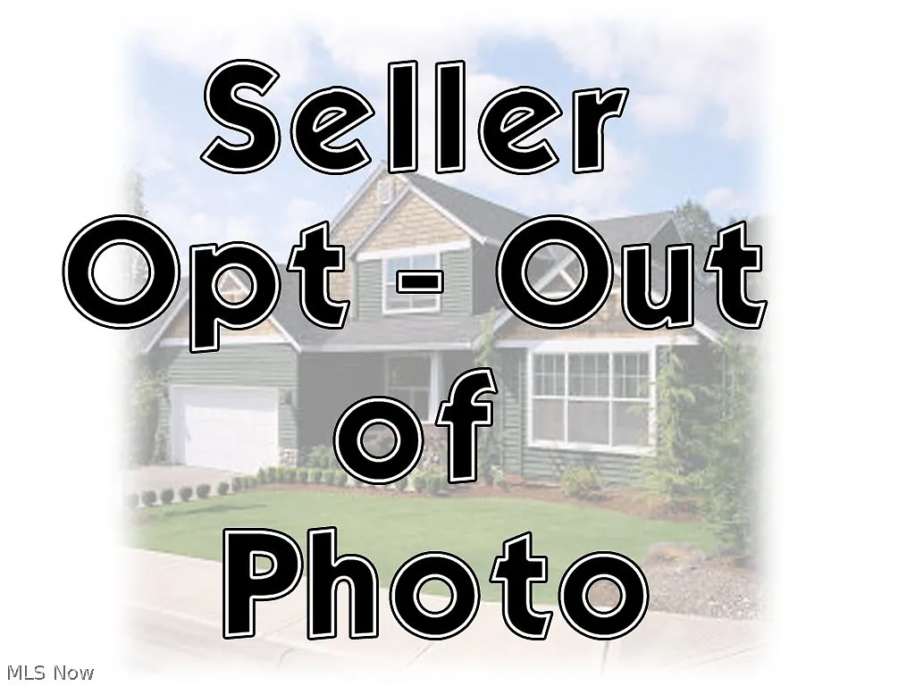 4743 Forest Edge Dr photo 1