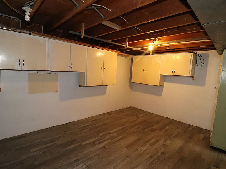 510 Maple St — Photo 35