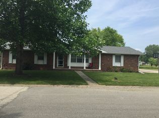 1223 6th St, Pawnee, IL 62558