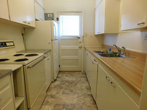 5th image of 1047 Bookcliff Ave #D