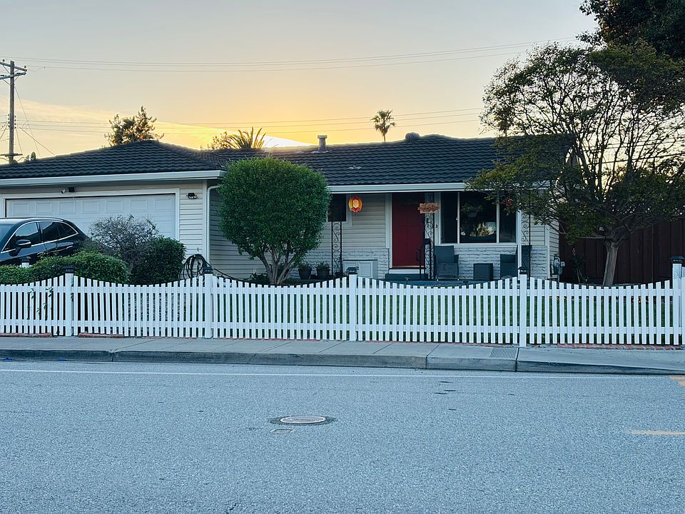 1st image of 753 Laurie Ave