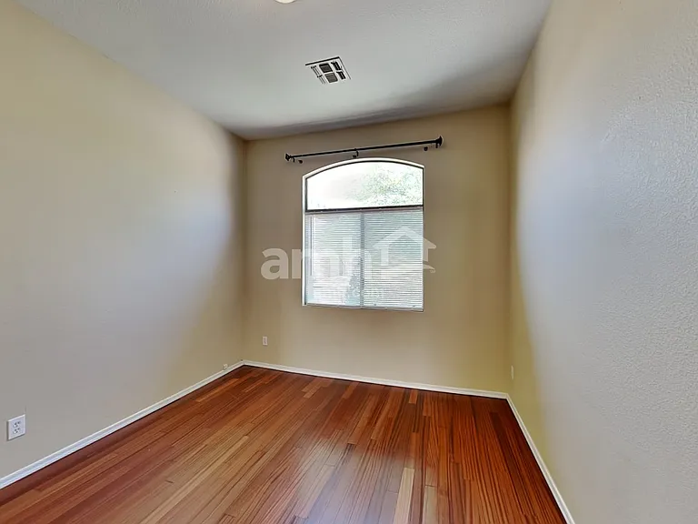 9117 W Hazelwood St — Photo 18