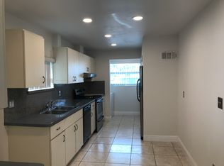1340 W 32nd St, Hialeah, FL 33012