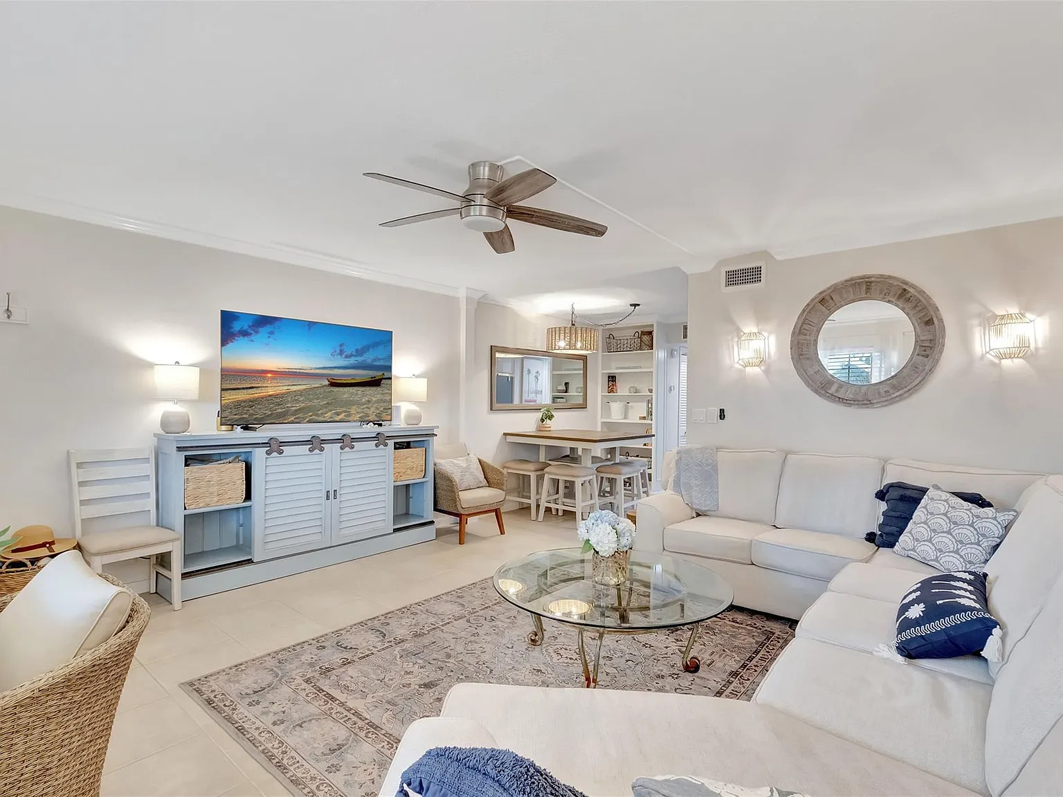 1 bed, 1.0 bath, 750 sqft, $3,800 — Photo 4