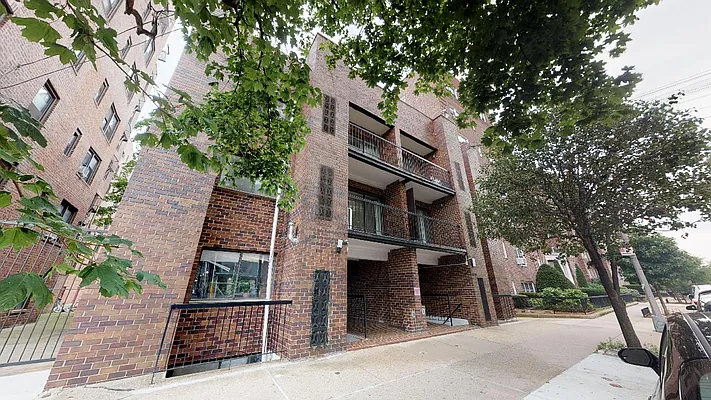 Rented by Metro Garden Realty NYC | media 38