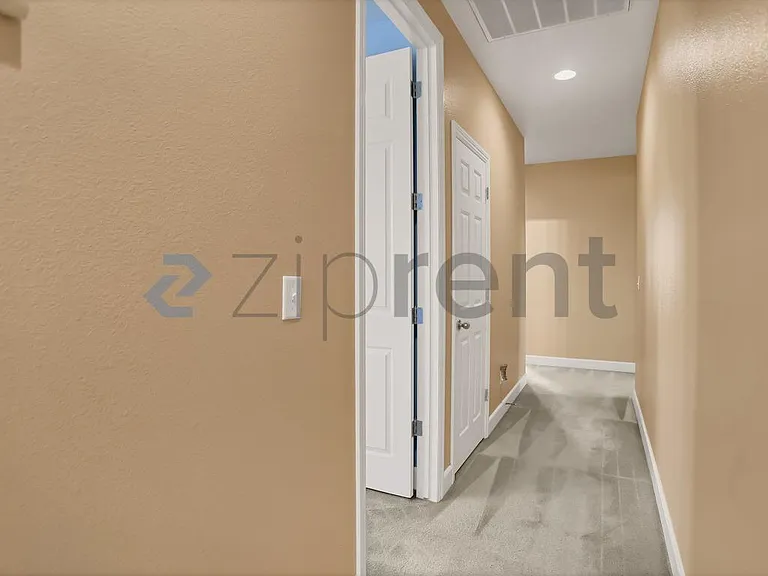 5743 W Chennault Ave — Photo 34