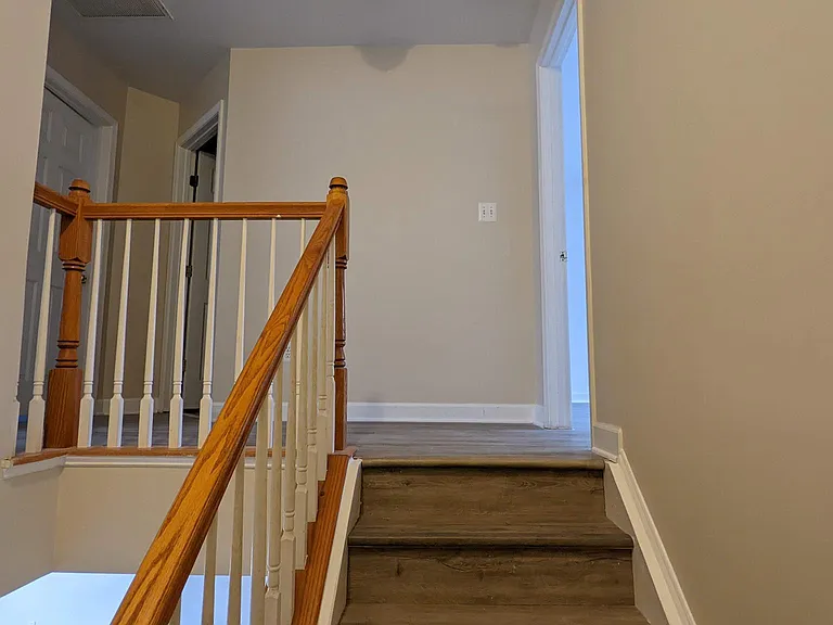 829 Gallows Ct — Photo 14