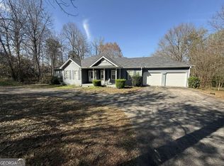 3712 Skyline Pl, Rex, GA 30273