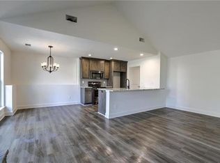 2031 Brookside, Excelsior Springs, MO 64024