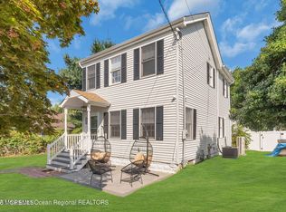 373 W Park Ave, Oakhurst, NJ