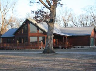 2054 E 3050 North Rd, Mount Auburn, IL 62547
