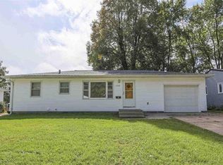 1738 Plymouth Ave, Waterloo, IA 50702