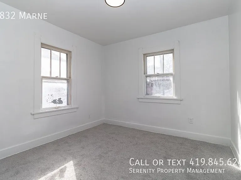 1832 Marne Ave — Photo 9
