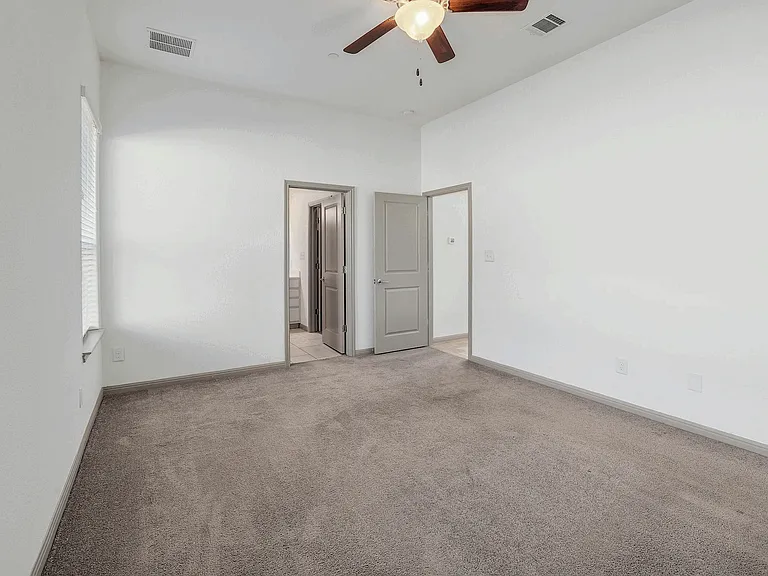 2800 Joe Dimaggio Blvd #55 — Photo 19