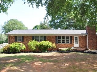 307 Costner Rd, Boiling Springs, SC 29316