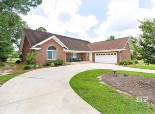 310 Lake Ridge Dr, Fairhope, AL 36532