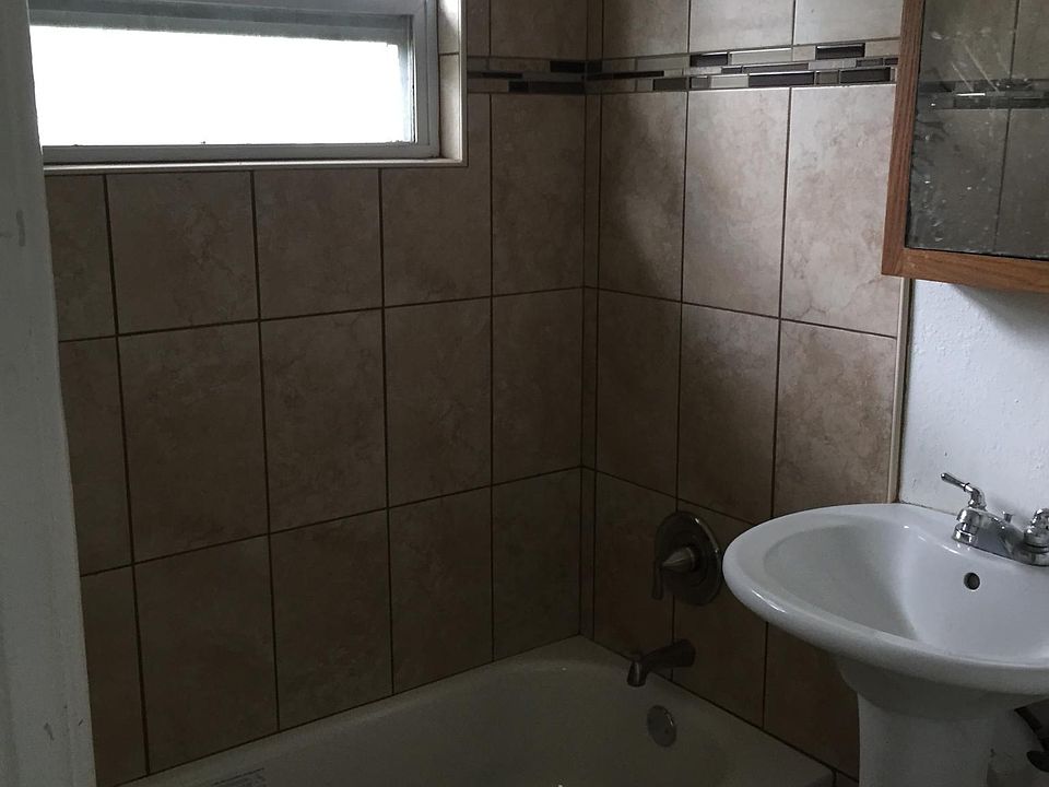 2nd image of 253 Avenue C