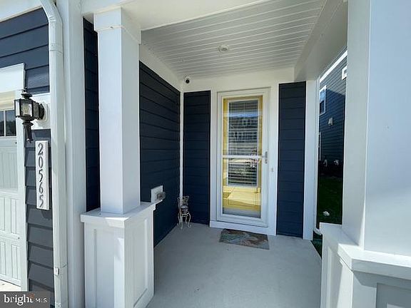 3rd image of 20565 Cattail Creek Ln