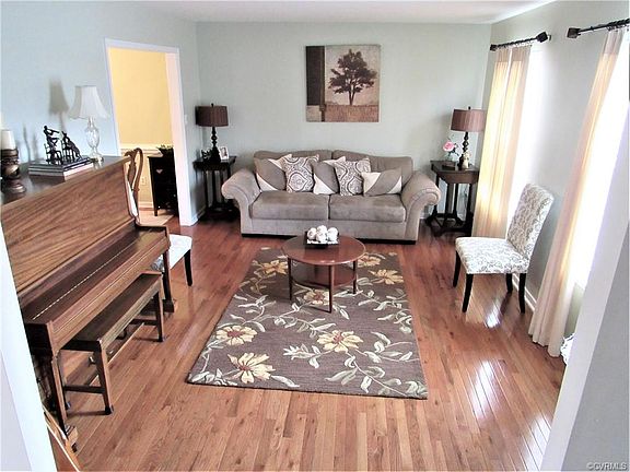 4th image of 3920 Trickling Brook Dr