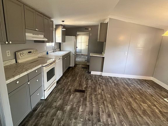 5th image of 1303 Woodchuck Ave #4