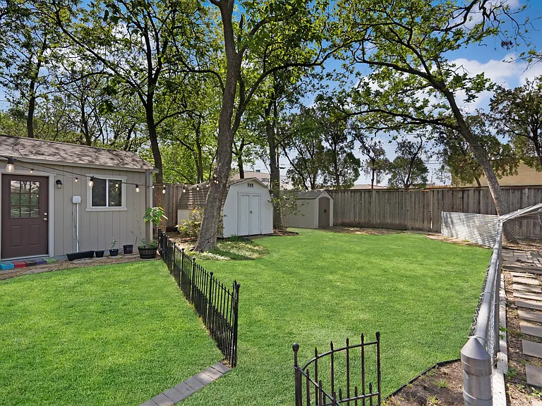 9039 Angora St — Photo 22