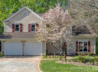8607 Piccone Brook Ln, Charlotte, NC 28216