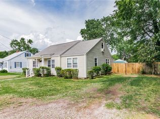 323 Washington Ave, Colonial Heights, VA 23834