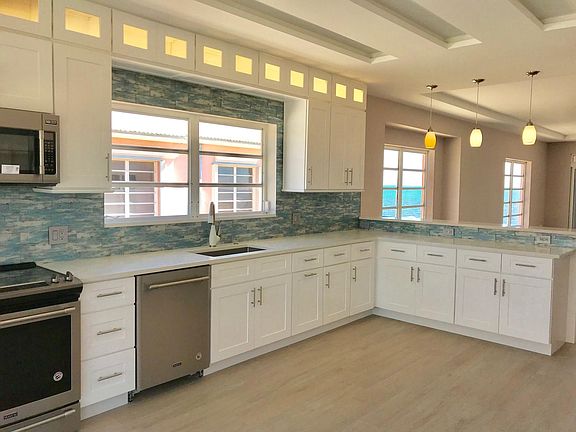 3rd image of 117 Coco Plum Dr #C3