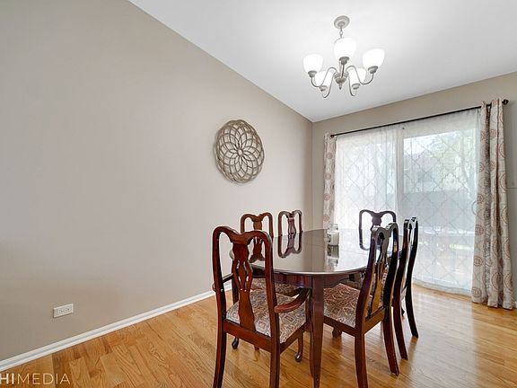 5th image of 1067 E Meadow Lake Dr
